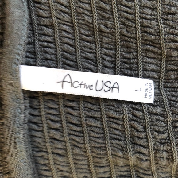 halter top - Picture 4 of 4